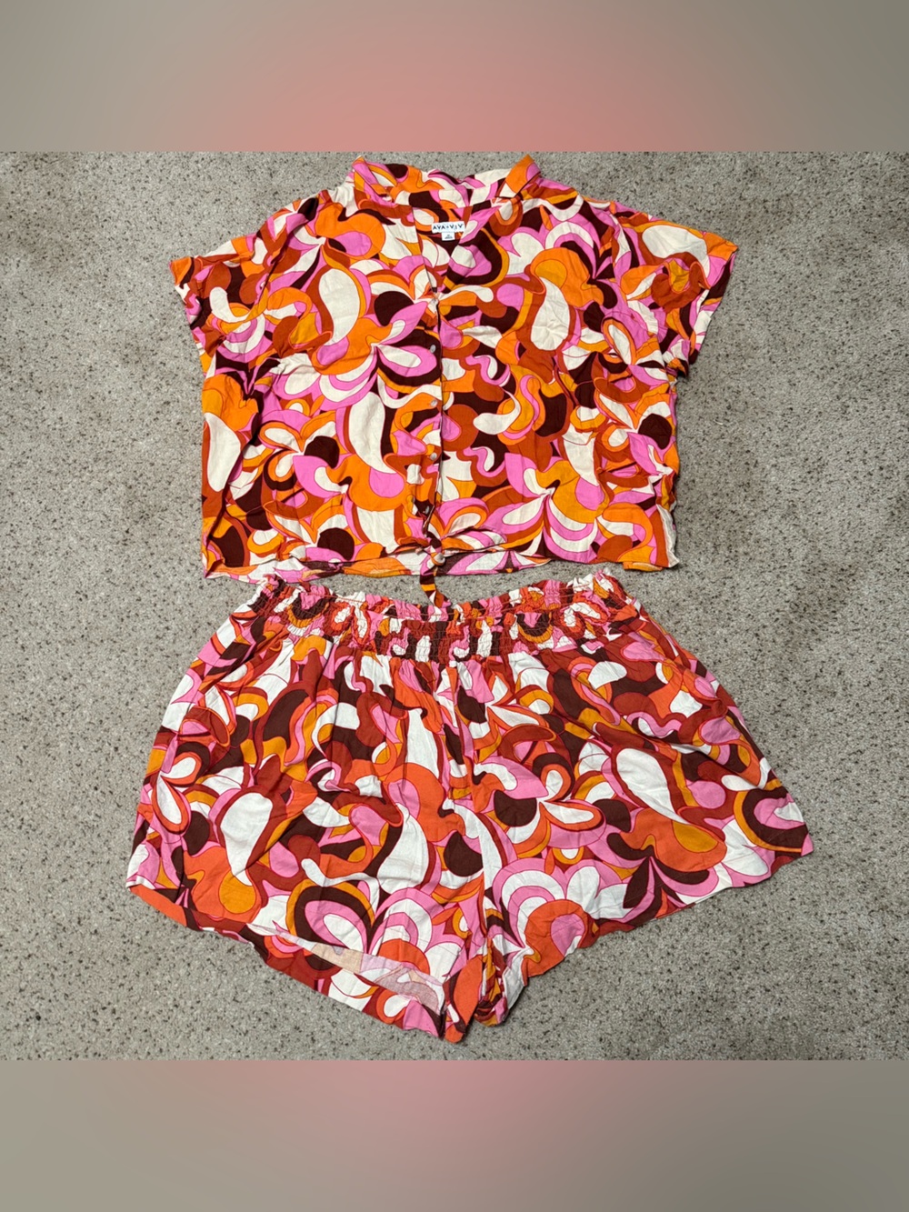Ava and Viv two piece set (size 3x/4x)
